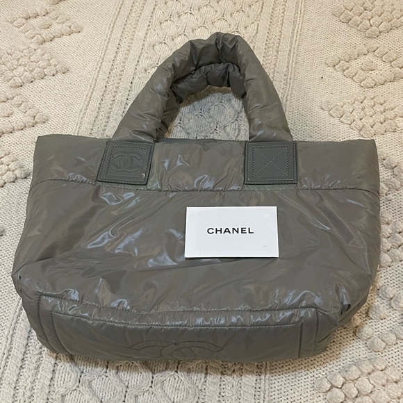 Chanel coco cocoon nylon tote bag - Picture 6 of 15